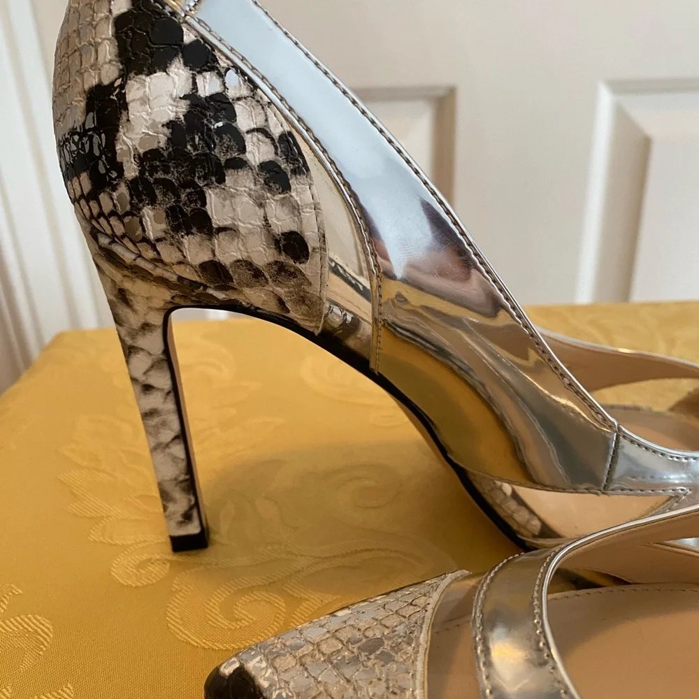 Nine West Silver and Black Snake-Print Pointed Stiletto Pumps